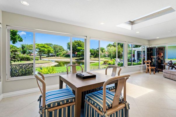 Dining room, Interior, Recessed Lighting, Water