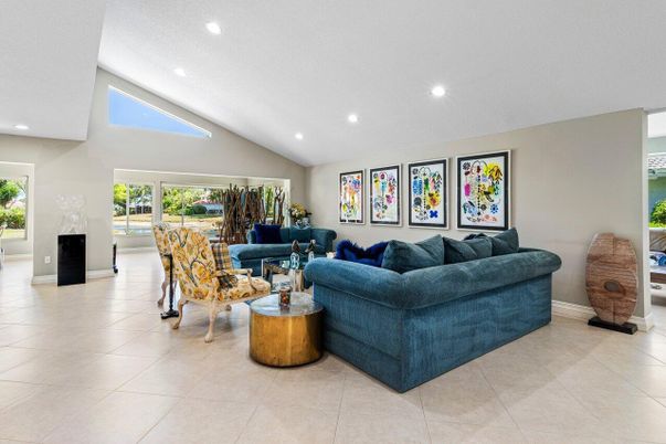 Interior, Living room, Recessed Lighting
