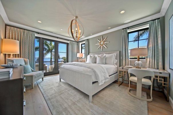 Bedroom, Interior, Pendant Lights, Recessed Lighting, Water, Wood Texture Flooring