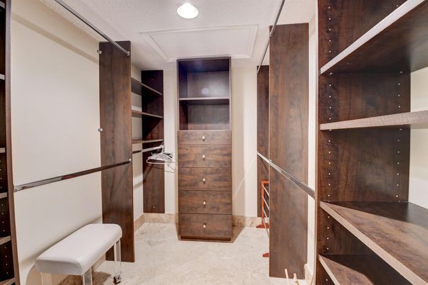Interior, Recessed Lighting, Walk-in Closets