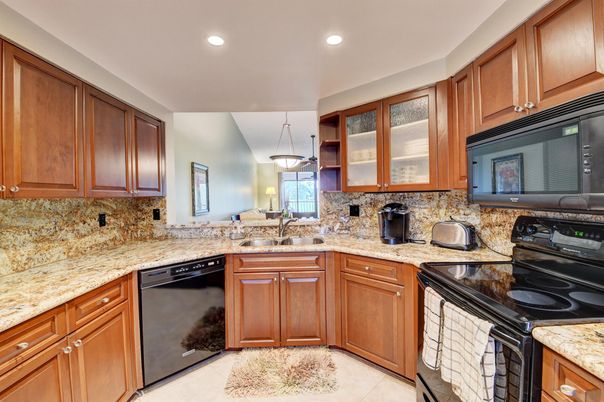 Interior, Kitchen, Pendant Lights, Recessed Lighting