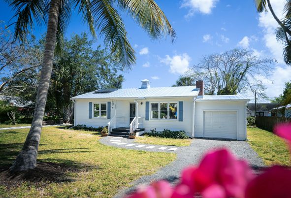 Attached, Backyard, Exterior, Facade, Ranch