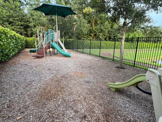 Backyard, Exterior, Playground