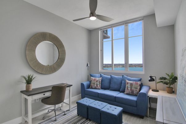 Home Office, Interior, Water
