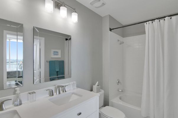 Bathroom, Dual Sink Vanities, Interior