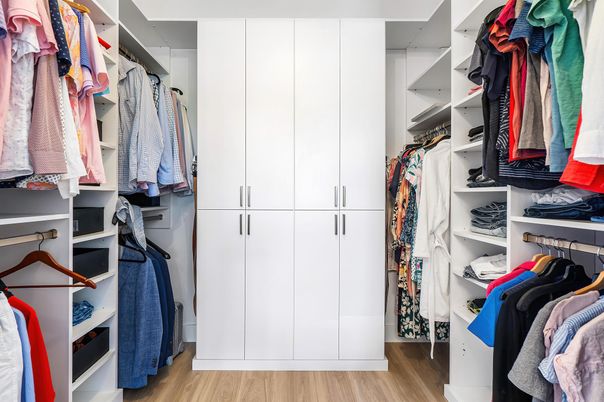 Interior, Walk-in Closets, Wood Texture Flooring
