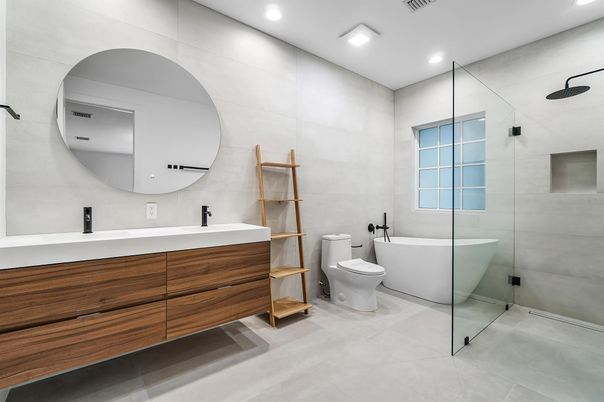 Bathroom, Dual Sink Vanities, Free Standing Baths, Glass Shower, Interior, Recessed Lighting