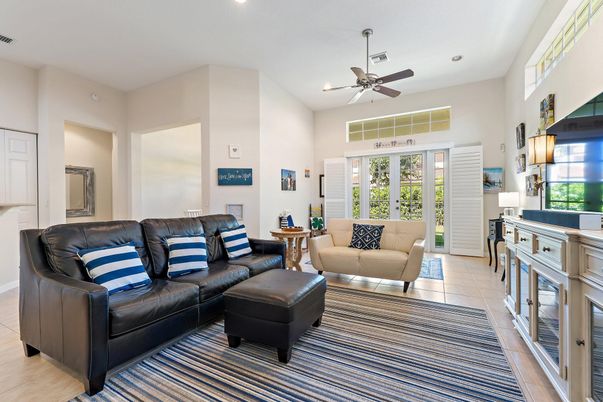 Fireplace, Interior, Living room, Recessed Lighting