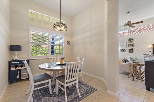Dining room, Interior, Pendant Lights