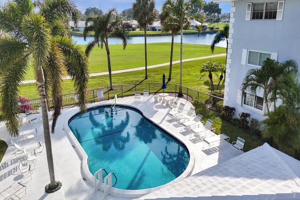 Exterior, Pool, Water
