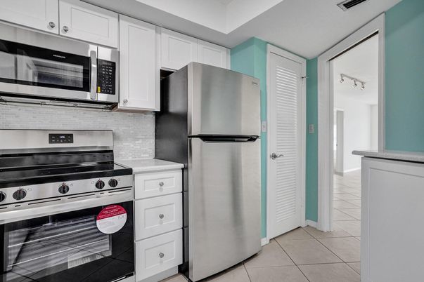 Interior, Kitchen, Stainless Steel Appliances