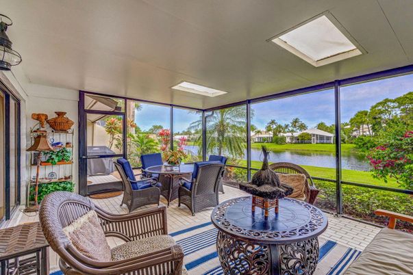 Dining room, Interior, Sun Room, Water