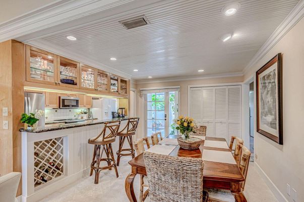 Dining room, Interior, Kitchen, Recessed Lighting, Stainless Steel Appliances