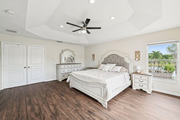 Bedroom, Interior, Recessed Lighting, Wood Texture Flooring