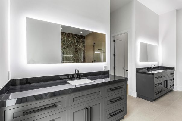 Bathroom, Dual Sink Vanities, Interior