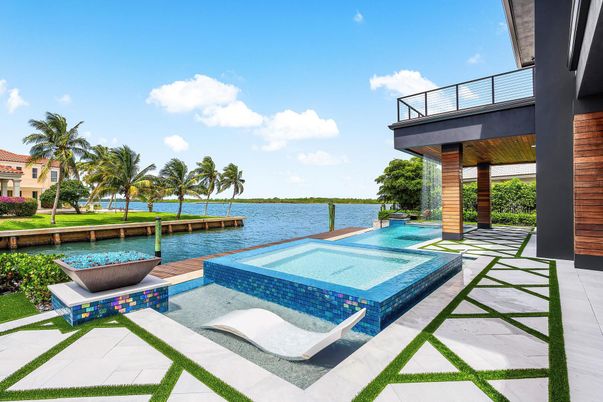 Exterior, Pool, Water