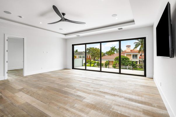 Empty room, Interior, Recessed Lighting, Wood Texture Flooring