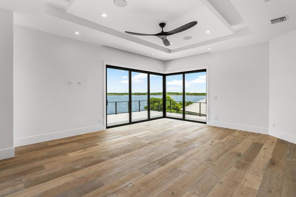 Empty room, Interior, Recessed Lighting, Water, Wood Texture Flooring