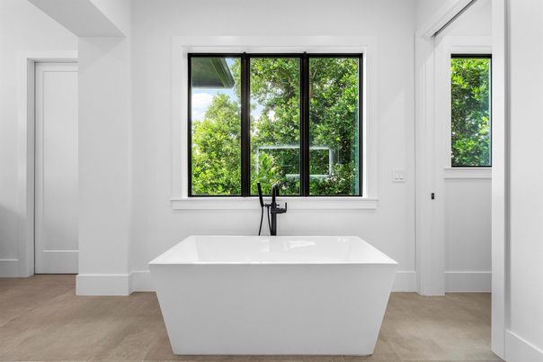 Bathroom, Free Standing Baths, Interior