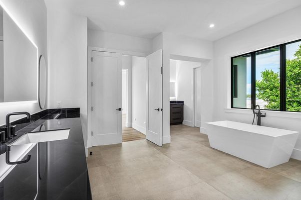 Bathroom, Dual Sink Vanities, Free Standing Baths, Interior, Recessed Lighting