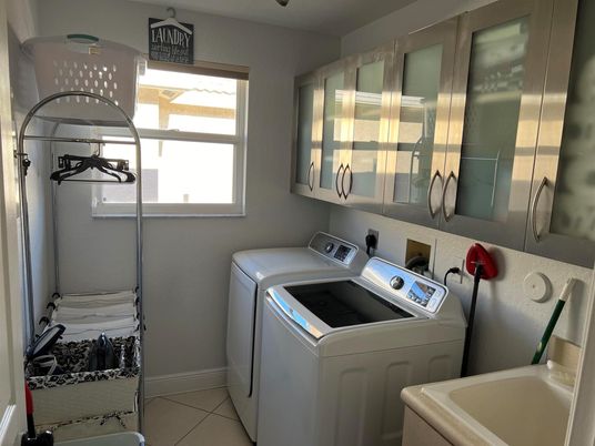 Interior, Washer
