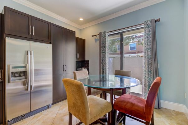 Dining room, Interior, Kitchen, Recessed Lighting