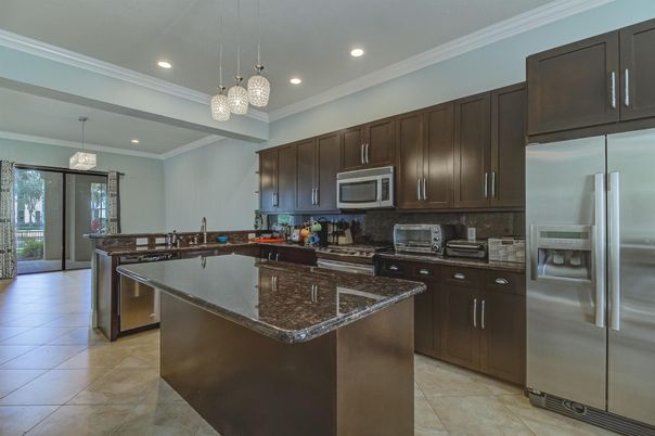 Interior, Kitchen, Pendant Lights, Recessed Lighting, Stainless Steel Appliances
