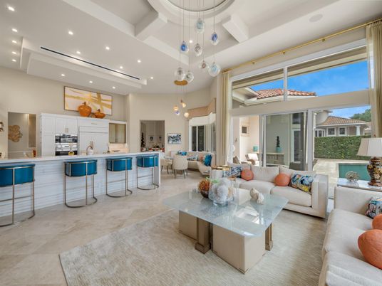 Interior, Kitchen, Living room, Pendant Lights, Recessed Lighting, Stainless Steel Appliances