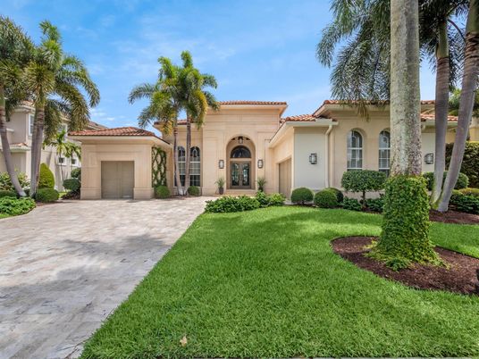 Attached, Backyard, Exterior, Facade, Mediterranean