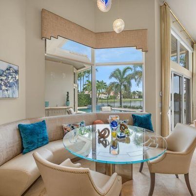 Dining room, Interior, Living room, Pendant Lights