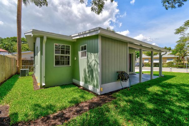 Backyard, Exterior