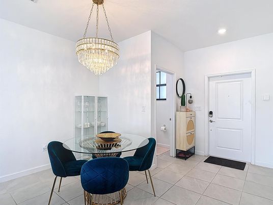 Chandelier, Dining room, Interior, Recessed Lighting