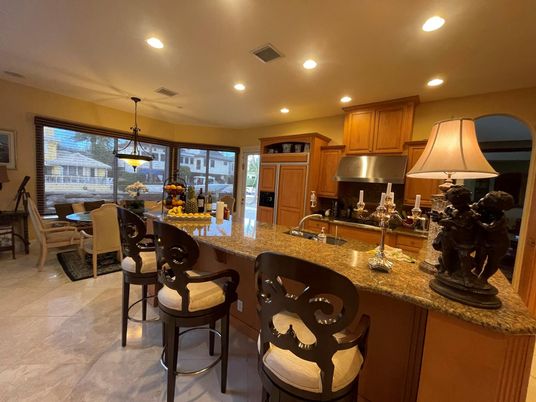 Dining room, Interior, Kitchen, Pendant Lights, Recessed Lighting, Stainless Steel Appliances