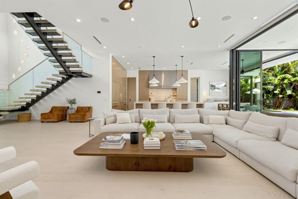 Dining room, Interior, Kitchen, Living room, Pendant Lights, Recessed Lighting, Stainless Steel Appliances