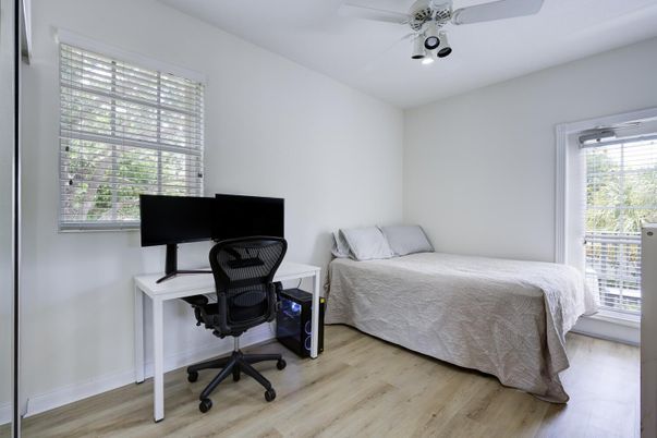 Bedroom, Home Office, Interior, Wood Texture Flooring