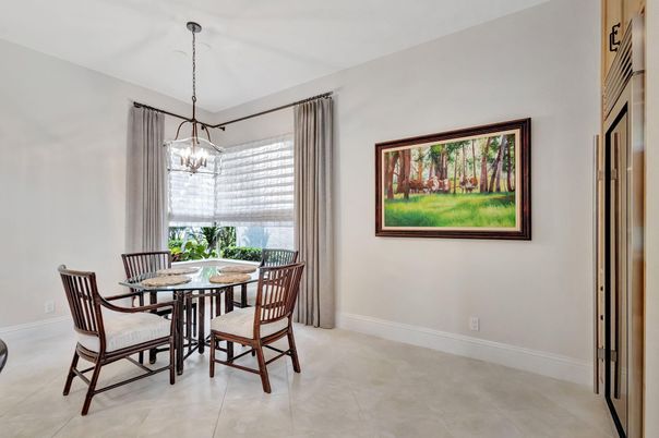 Chandelier, Dining room, Interior, Pendant Lights