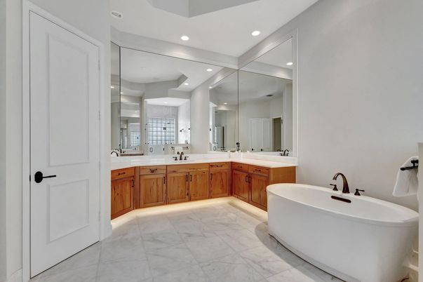 Bathroom, Dual Sink Vanities, Free Standing Baths, Interior, Marble, Recessed Lighting