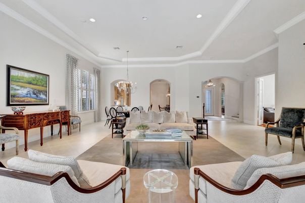 Chandelier, Dining room, Interior, Living room, Recessed Lighting