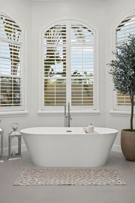 Bathroom, Free Standing Baths, Interior