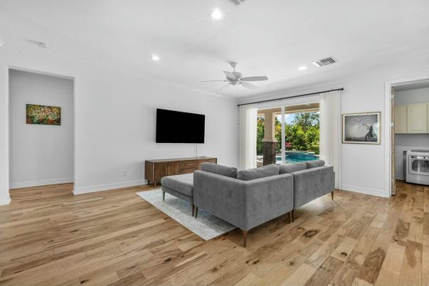 Interior, Living room, Recessed Lighting, Wood Texture Flooring