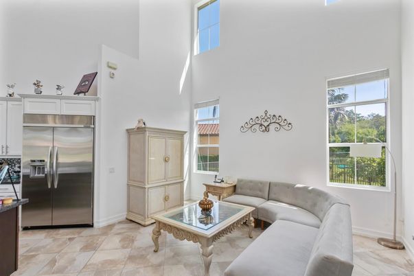 Interior, Kitchen, Living room, Stainless Steel Appliances