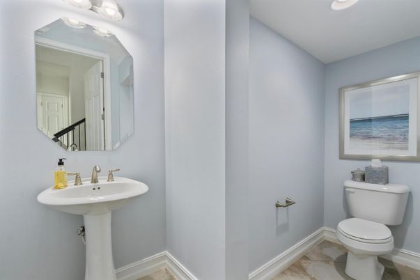 Bathroom, Interior, Recessed Lighting