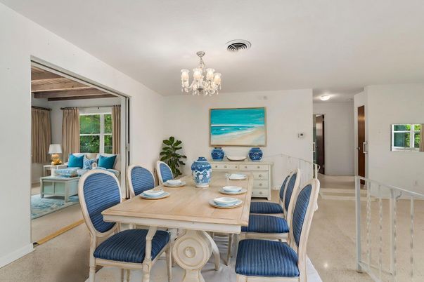 Chandelier, Dining room, Interior