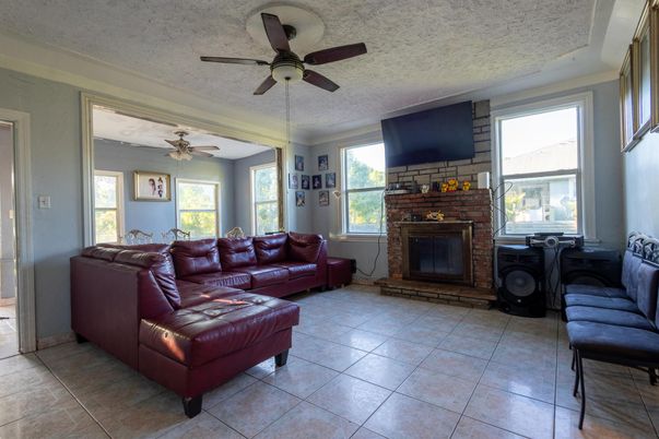 Fireplace, Interior, Living room