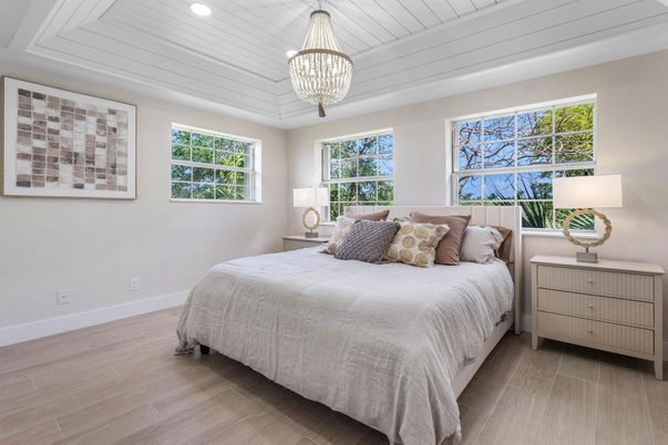 Bedroom, Chandelier, Interior, Pendant Lights, Recessed Lighting, Wood Texture Flooring