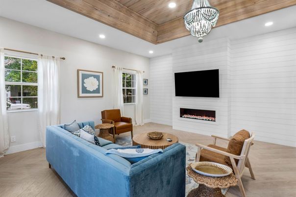 Fireplace, Interior, Living room, Pendant Lights, Recessed Lighting, Wooden Ceilings, Wood Texture Flooring