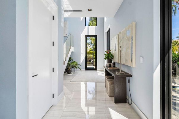 Interior, Recessed Lighting