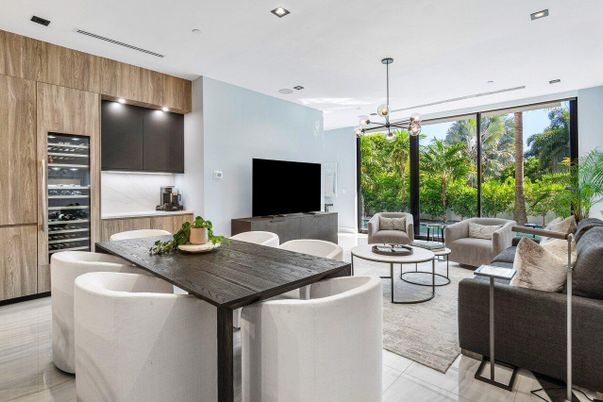 Dining room, Interior, Kitchen, Living room, Pendant Lights, Recessed Lighting