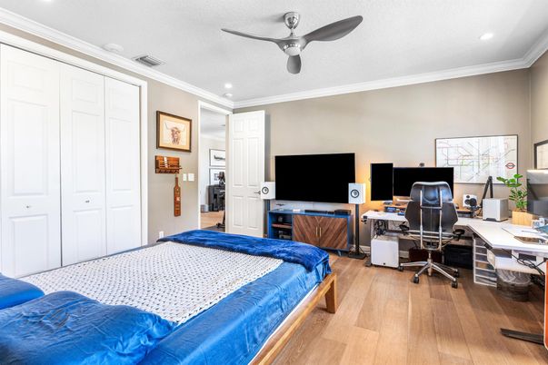 Bedroom, Home Office, Interior, Recessed Lighting, Wood Texture Flooring