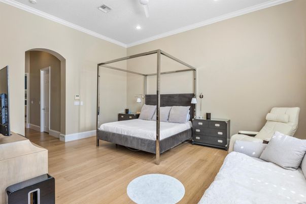 Bedroom, Interior, Recessed Lighting, Wood Texture Flooring